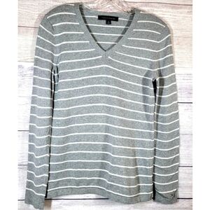 Tommy Hilfiger Women's Sweater Size S/P Gray White Striped V-Neck 100% Cotton